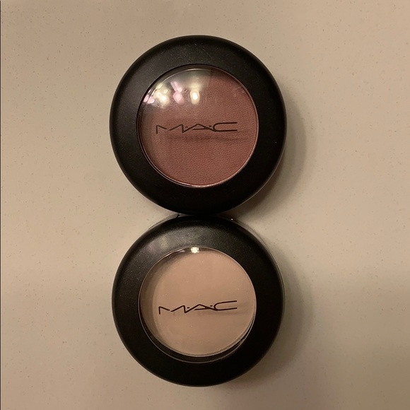 NWOT Mac Eyeshadows (Priced per eyeshadow) - Picture 1 of 2